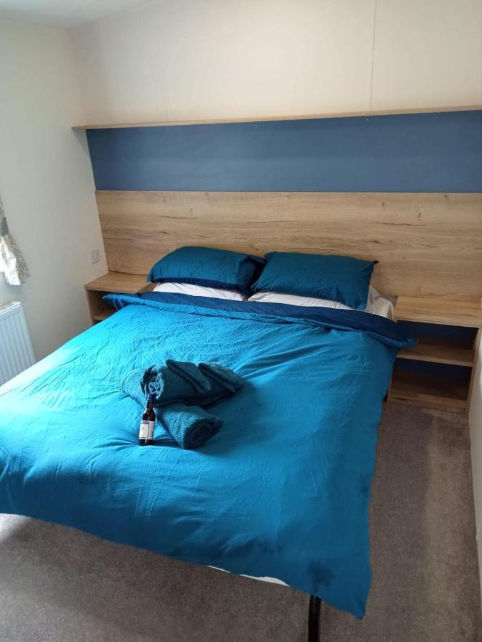 New 2 Bed Holiday Home With Decking In Rockley Park Dorset Near The Sea Lytchett Minster Kültér fotó