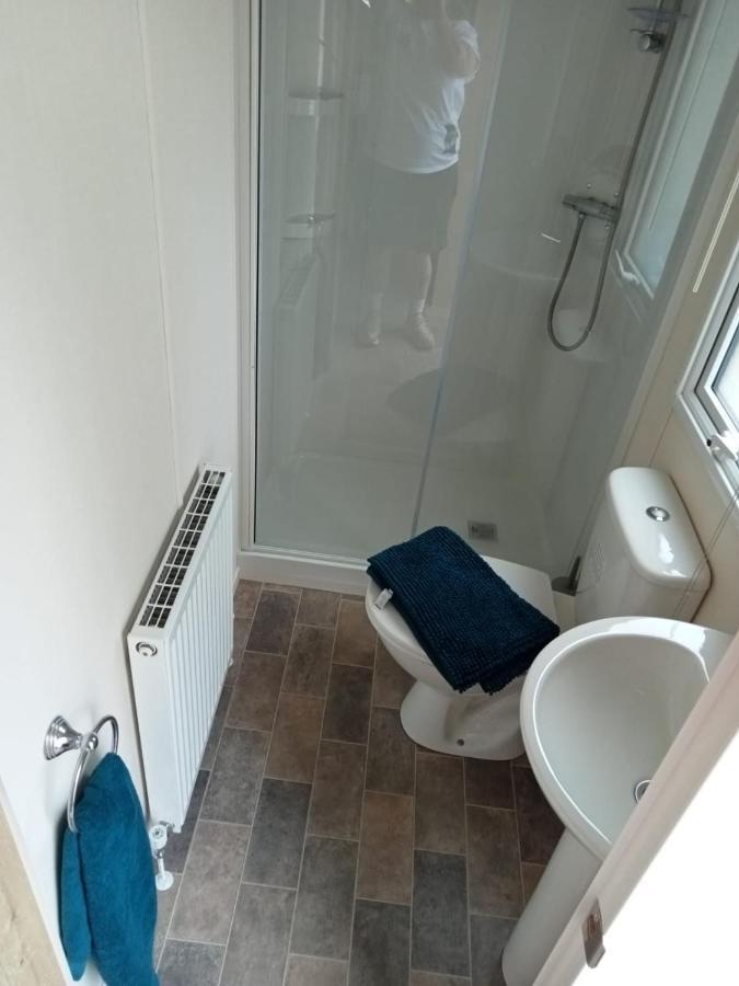 New 2 Bed Holiday Home With Decking In Rockley Park Dorset Near The Sea Lytchett Minster Kültér fotó